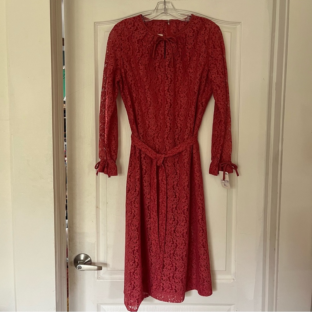 1970s Dark Pink Lace Dress